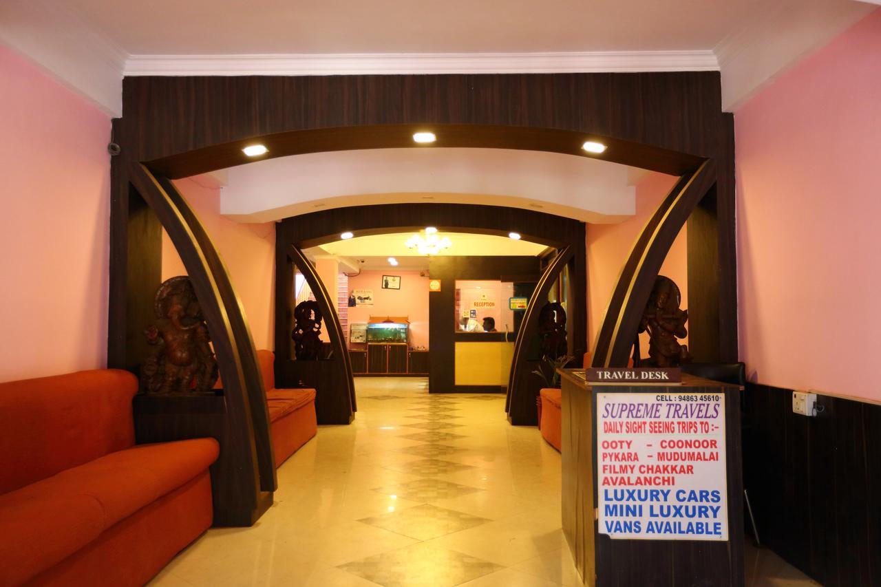 Hotel Charring Cross Утакаманд Экстерьер фото
