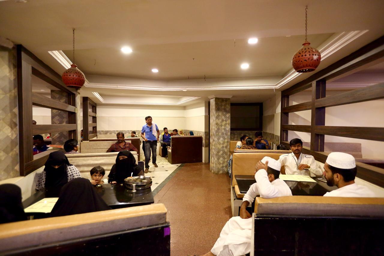Hotel Charring Cross Утакаманд Экстерьер фото